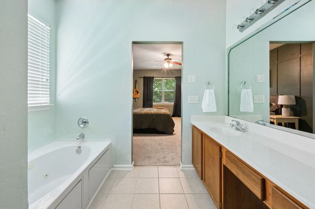 1901 Deep Woods Trl, Nashville, TN 37214