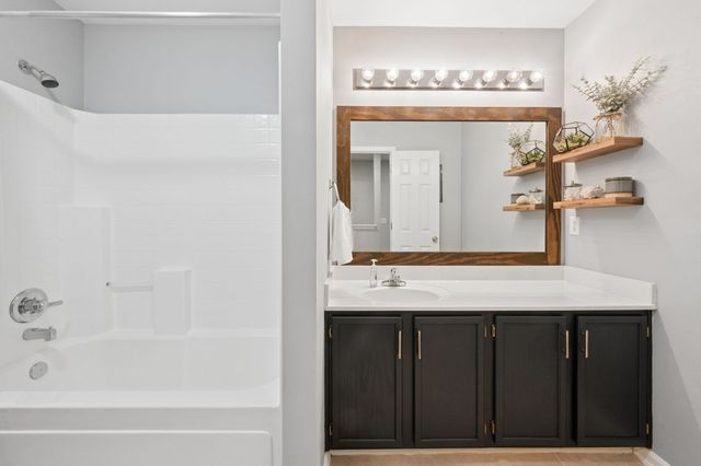 1901 Deep Woods Trl, Nashville, TN 37214