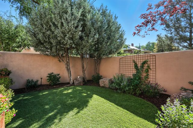 629 Palace Avenue E 1, Santa Fe, NM 87501