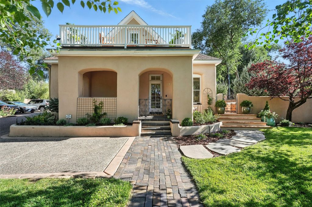 629 E Palace Avenue 1, Santa Fe, NM 87501