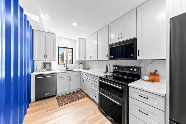 413 Pearl Street, Bloomfield, PA 15224