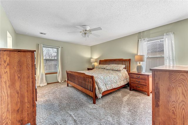 1321 Quail Run Circle, Bentonville, AR 72712