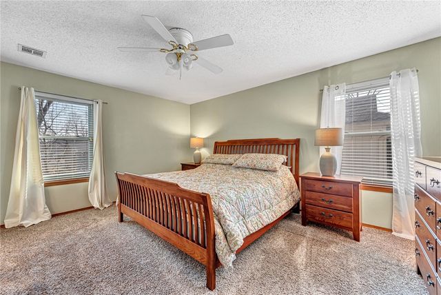 1321 Quail Run Circle, Bentonville, AR 72712