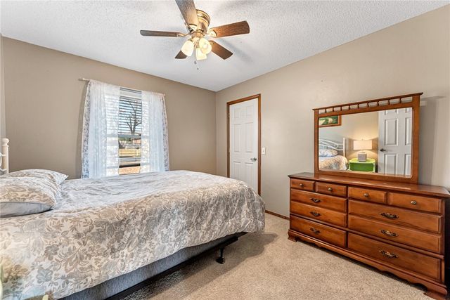 1321 Quail Run Circle, Bentonville, AR 72712