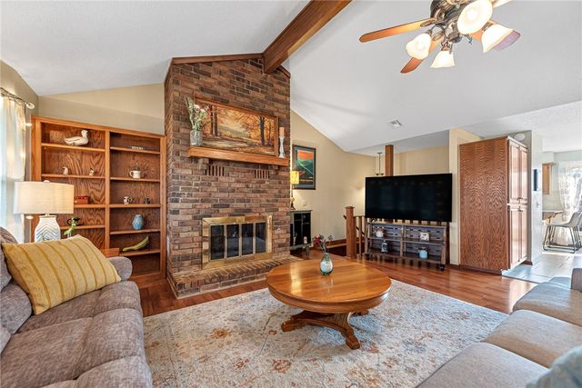 1321 Quail Run Circle, Bentonville, AR 72712