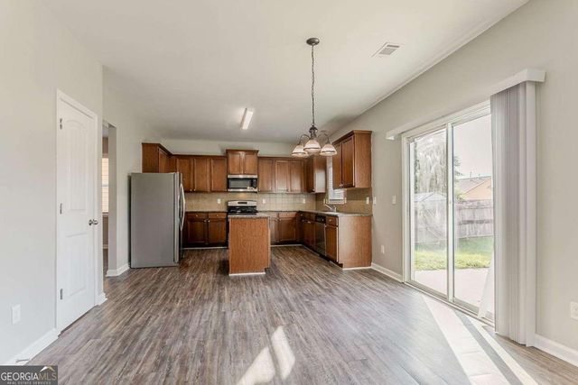 7366 Basalt Drive, Union City, GA 30291