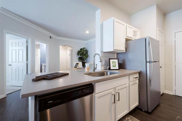 12215 Hunters Chase DR S-7101S, Austin, TX 78729