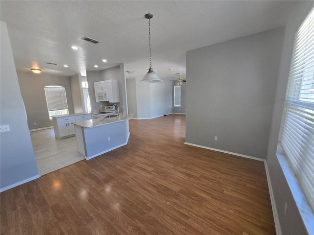 4211 2ND AVENUE E, Bradenton, FL 34208