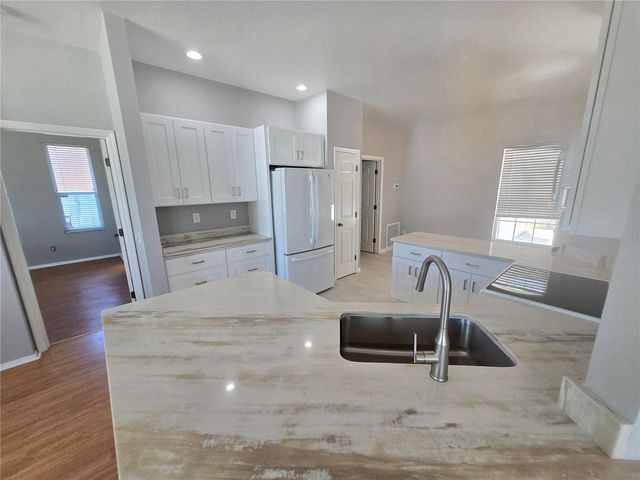 4211 2ND AVENUE E, Bradenton, FL 34208