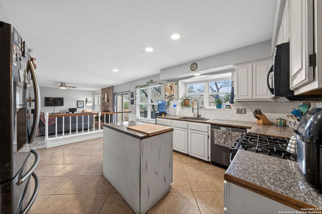 7802 Benbrook, San Antonio, TX 78250