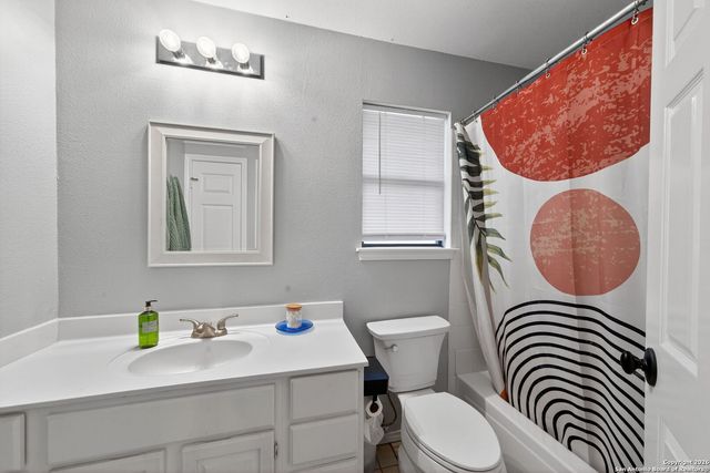 7802 Benbrook, San Antonio, TX 78250