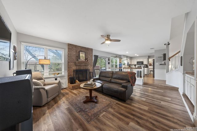 7802 Benbrook, San Antonio, TX 78250