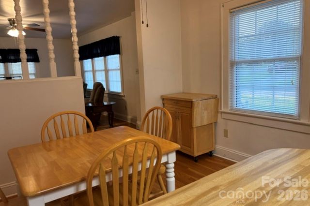 1404 23rd Avenue NE, Hickory, NC 28601