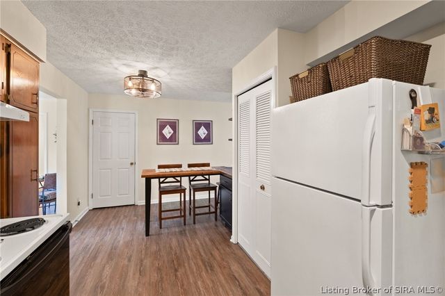 2402 Bishop Road, Jeffersonville, IN 47130