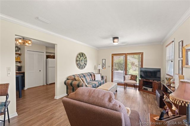 2402 Bishop Road, Jeffersonville, IN 47130