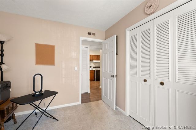 2402 Bishop Road, Jeffersonville, IN 47130