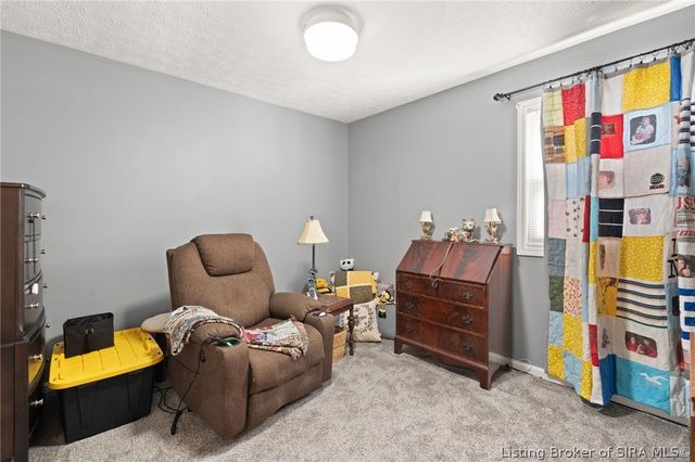 2402 Bishop Road, Jeffersonville, IN 47130