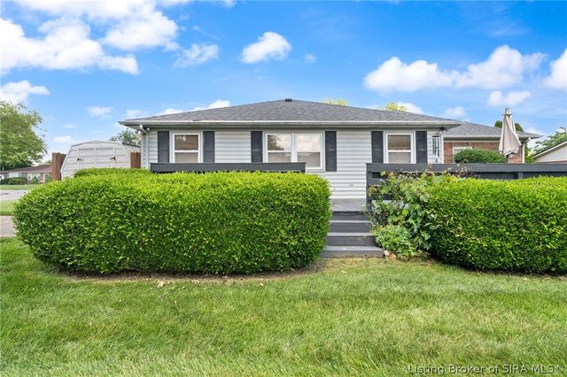 2402 Bishop Road, Jeffersonville, IN 47130