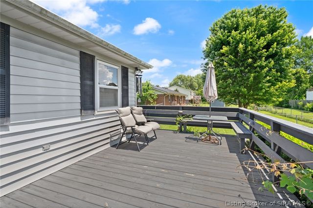 2402 Bishop Road, Jeffersonville, IN 47130