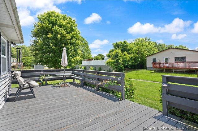 2402 Bishop Road, Jeffersonville, IN 47130