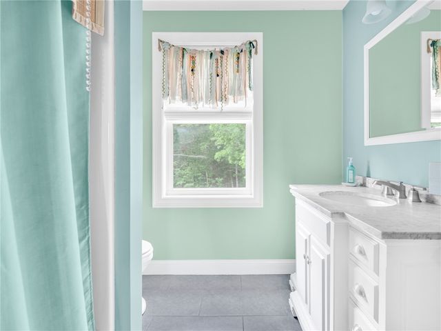 10 Victory Falls Road, Coventry, RI 02827