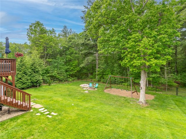10 Victory Falls Road, Coventry, RI 02827