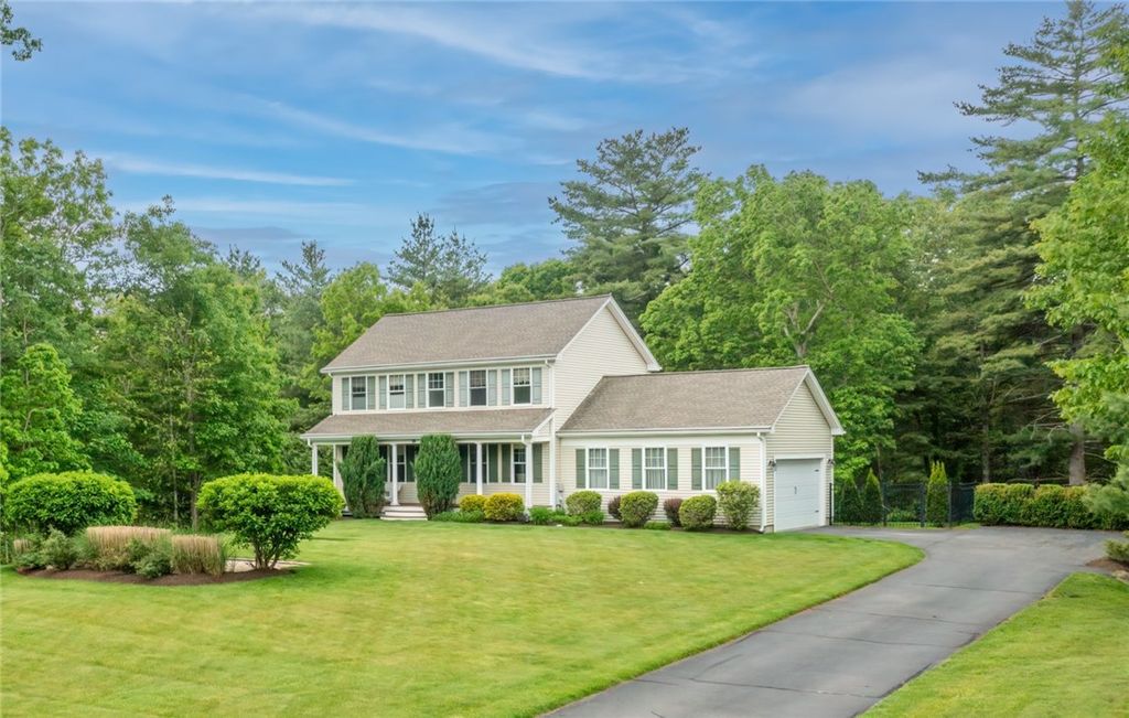 10 Victory Falls Road, Coventry, RI 02827
