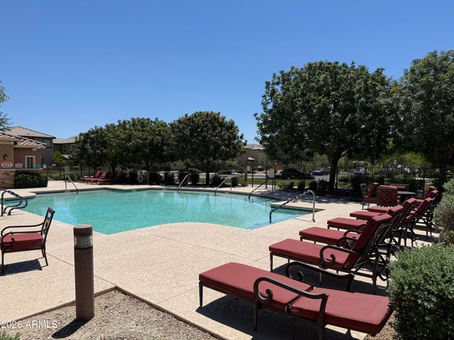 16668 W SIERRA Street, Surprise, AZ 85388