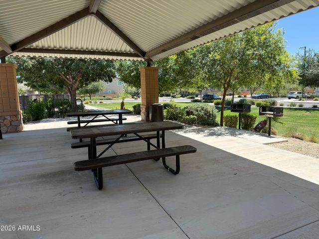16668 W SIERRA Street, Surprise, AZ 85388