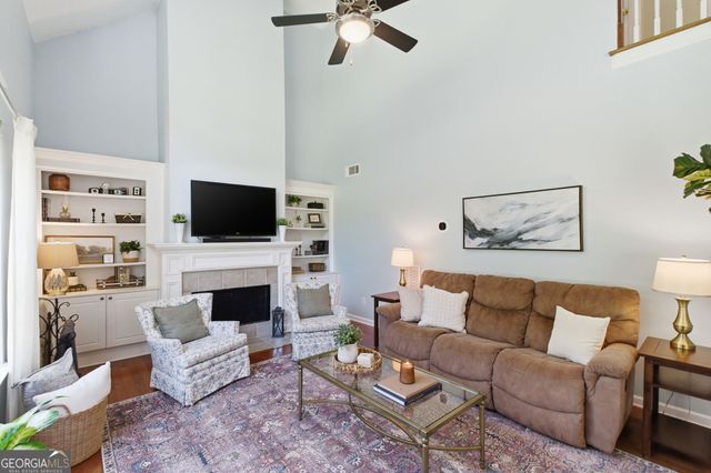 5971 Rosie Lane SE, Mableton, GA 30126