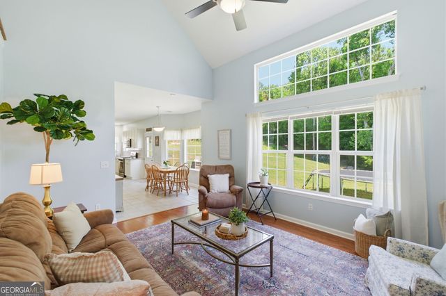 5971 Rosie Lane SE, Mableton, GA 30126