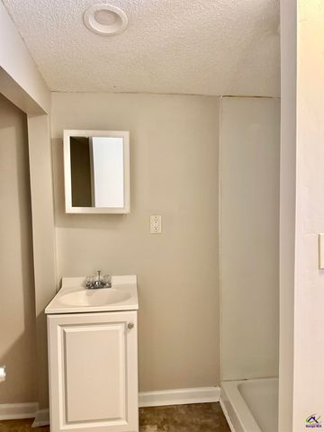 102 Varee Drive, Warner Robins, GA 31093