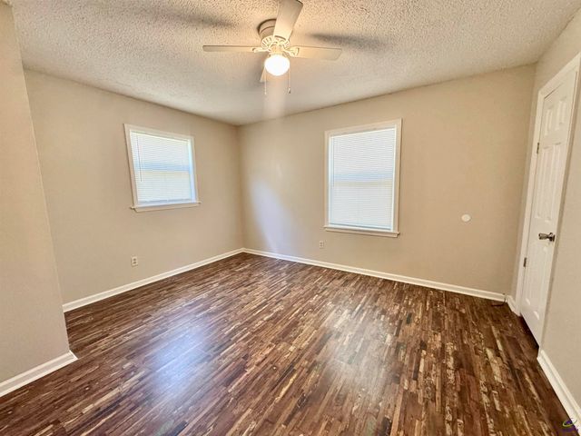 102 Varee Drive, Warner Robins, GA 31093