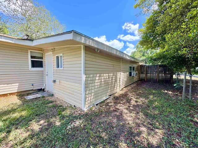 102 Varee Drive, Warner Robins, GA 31093