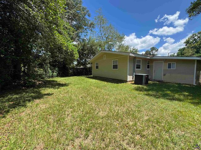 102 Varee Drive, Warner Robins, GA 31093