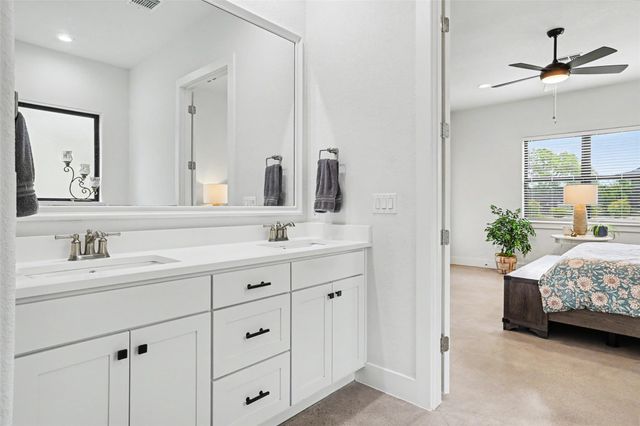 705 Pheasant MDW, Liberty Hill, TX 78642