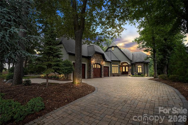 3255 Lake Pointe Drive, Belmont, NC 28012