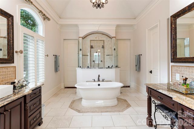 3255 Lake Pointe Drive, Belmont, NC 28012