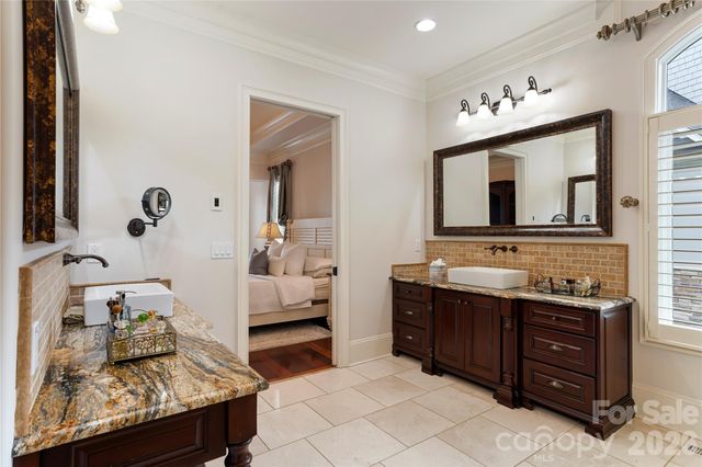 3255 Lake Pointe Drive, Belmont, NC 28012