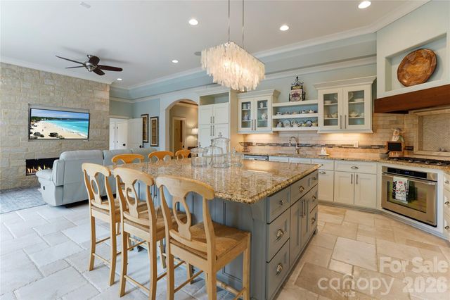 3255 Lake Pointe Drive, Belmont, NC 28012