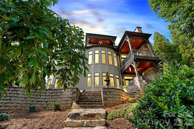 3255 Lake Pointe Drive, Belmont, NC 28012
