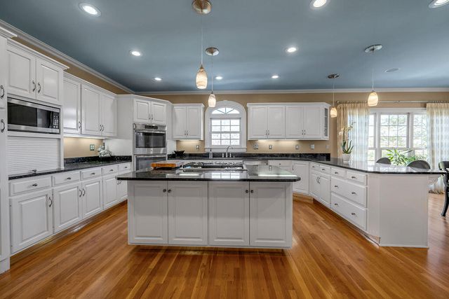 25 Avenue Of Champions, Nicholasville, KY 40356