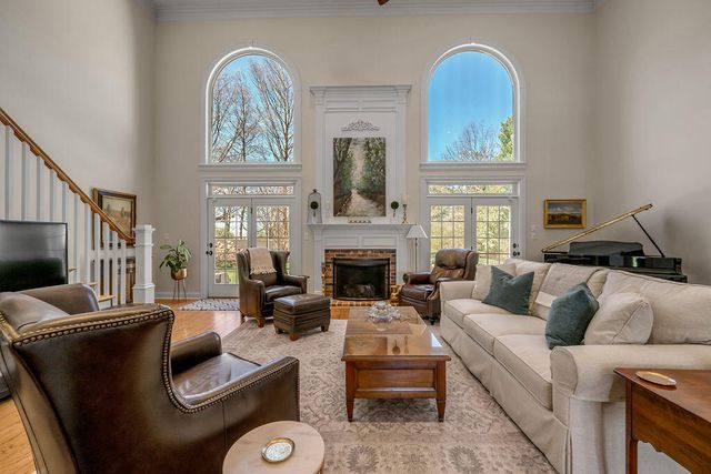 25 Avenue Of Champions, Nicholasville, KY 40356