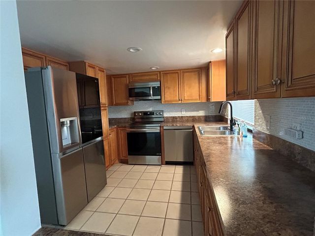11997 97TH AVENUE, Seminole, FL 33772