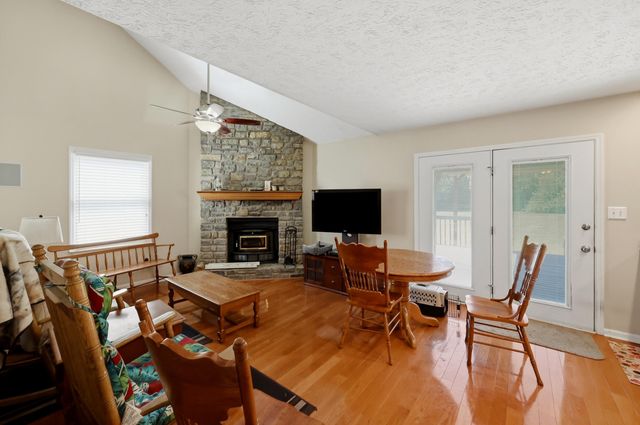 296 Ridge Runner Road, Lancaster, KY 40444