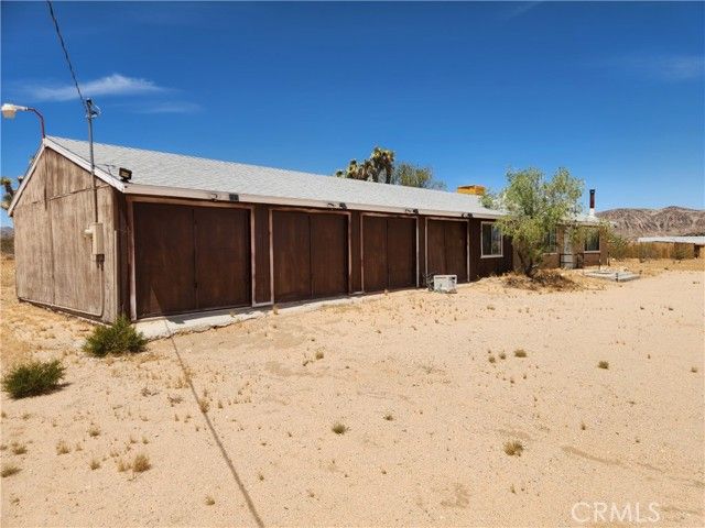 1050 Alta Avenue, Landers, CA 92285