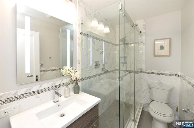 1641 Ardsley Court, Teaneck, NJ 07666