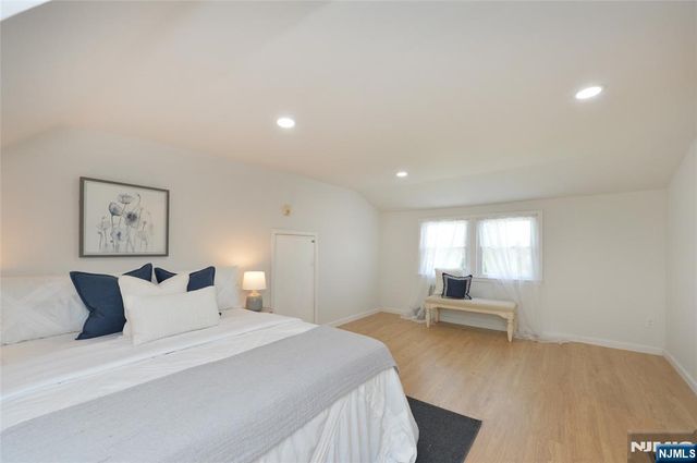 1641 Ardsley Court, Teaneck, NJ 07666