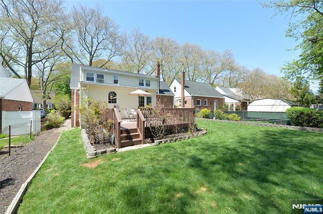 1641 Ardsley Court, Teaneck, NJ 07666