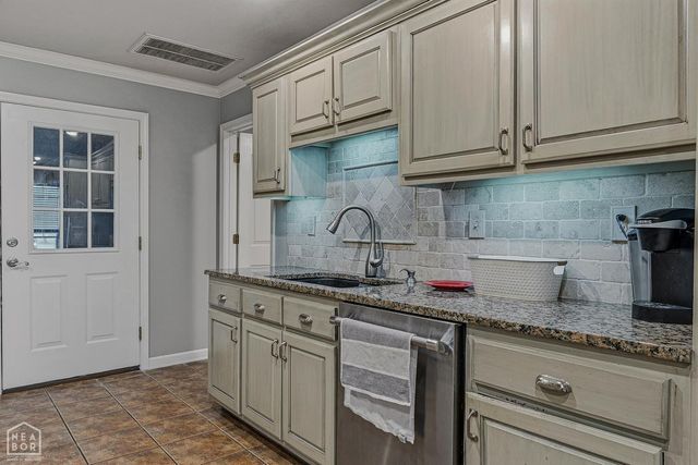 149 County Road 7452, Jonesboro, AR 72405